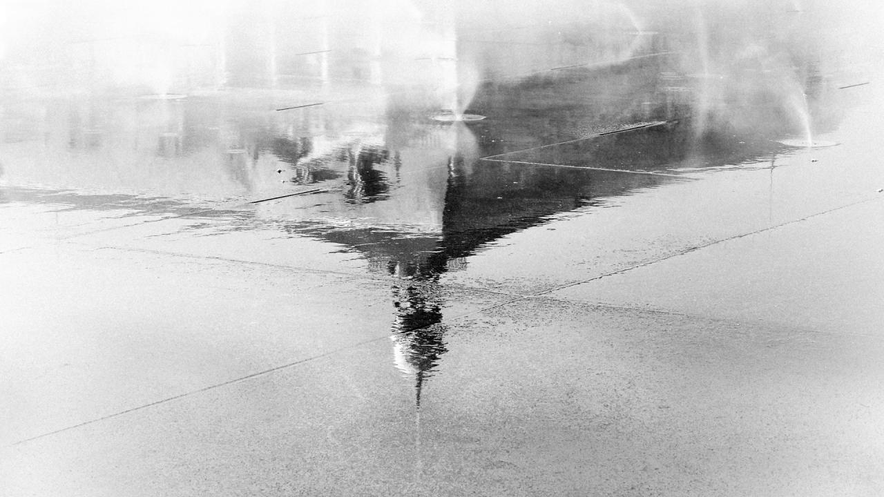 Dans la brume du miroir